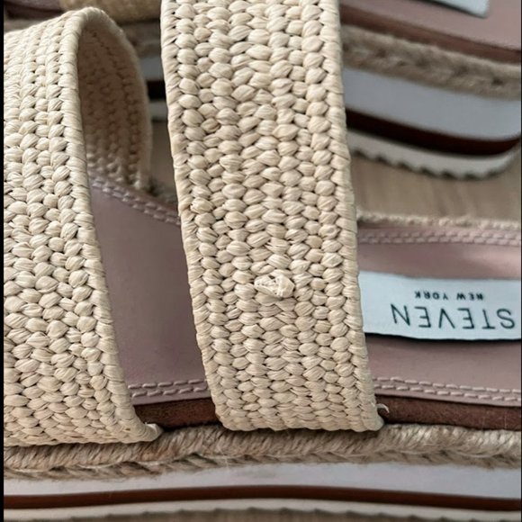 Steve Madden, Basket Weave Wedges - Picture 5 of 6